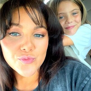 Meet your Posher, Cara